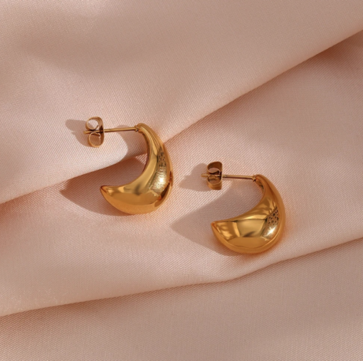 Small tear drop earrings - Image 4