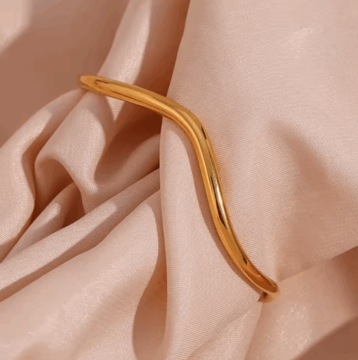 Wavy bangle - Image 4