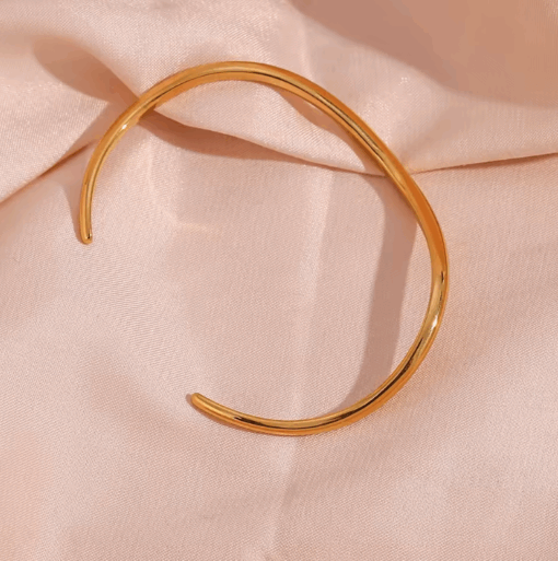 Wavy bangle - Image 3